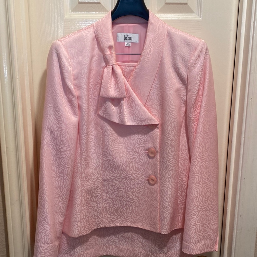 Women’s 2-pc Skirt & Jacket Suit